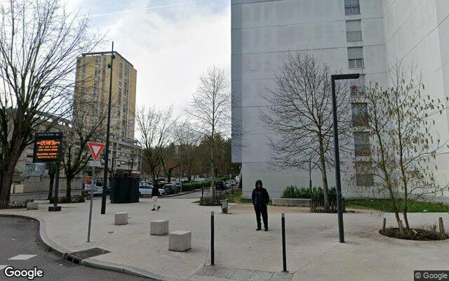 Façade : 21 avenue du Lac, Dijon